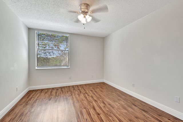 820 Lavers Circle G402, Delray Beach, FL 33444