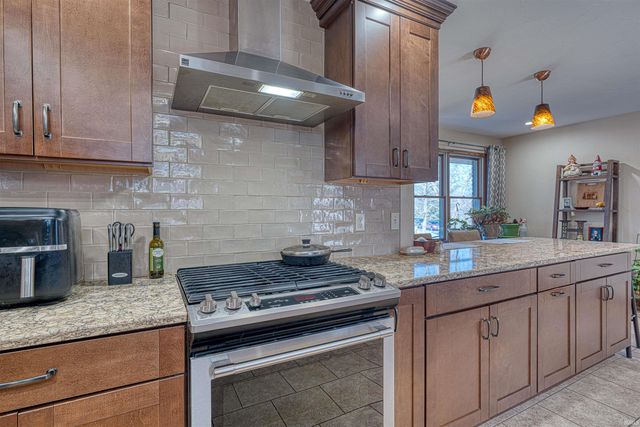 1879 W 3rd Street, Jasper, IN 47546