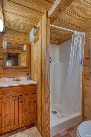 1879 W 3rd Street, Jasper, IN 47546