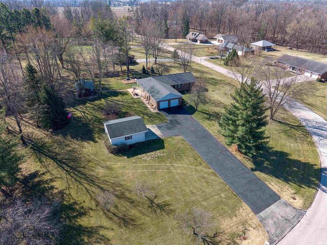 1879 W 3rd Street, Jasper, IN 47546