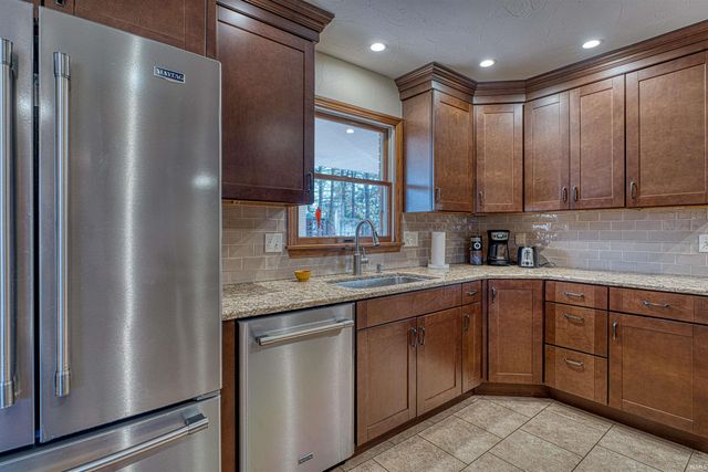 1879 W 3rd Street, Jasper, IN 47546