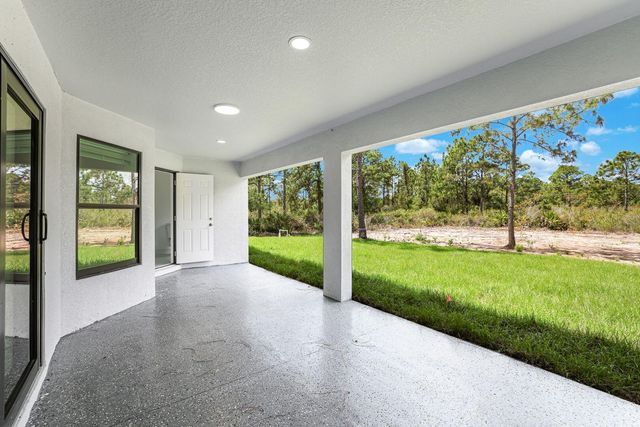 2702 50th Street SW, Lehigh Acres, FL 33976