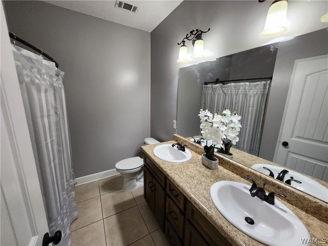 5940 71st E, Cottondale, AL 35453