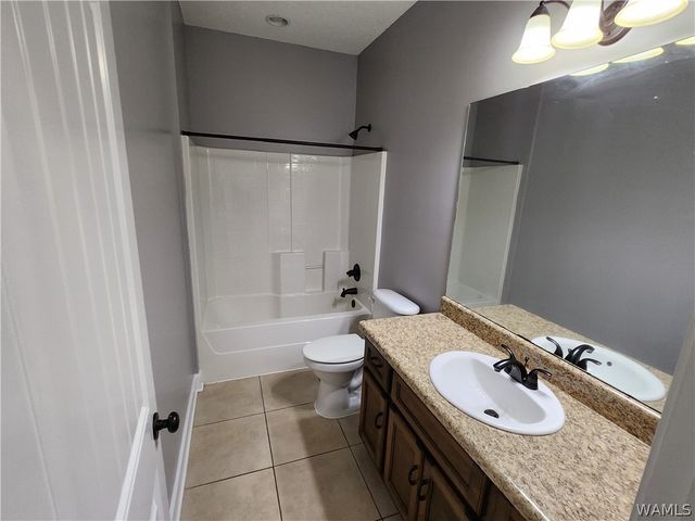 5940 71st E, Cottondale, AL 35453