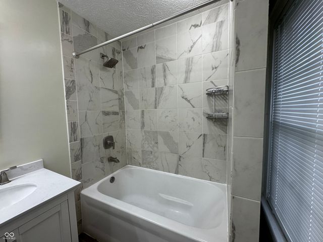 221 N Julian Street, Rushville, IN 46173