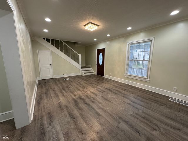 221 N Julian Street, Rushville, IN 46173