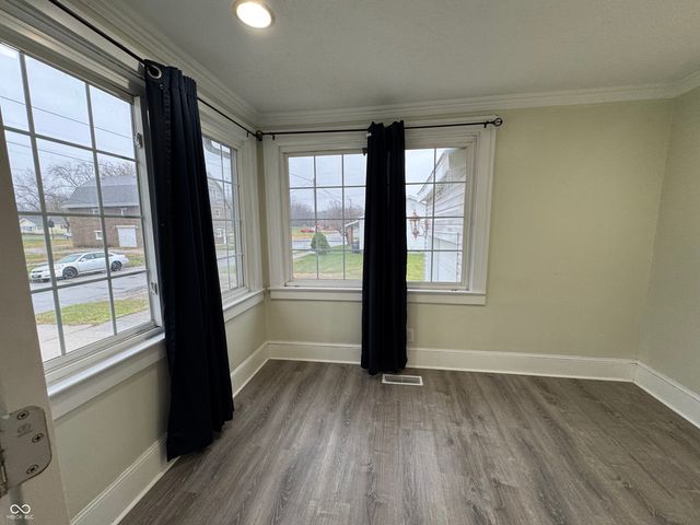 221 N Julian Street, Rushville, IN 46173