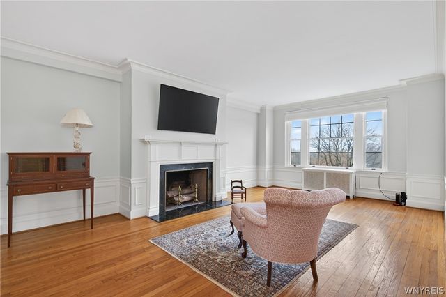 33 Gates Circle 6B, Buffalo, NY 14209