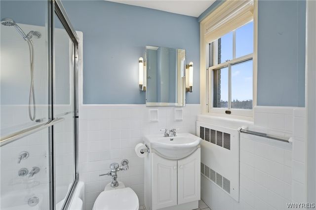 33 Gates Circle 6B, Buffalo, NY 14209