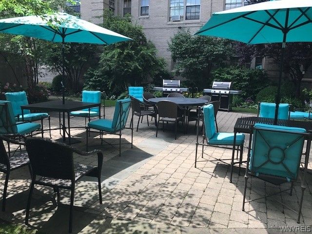 33 Gates Circle 6B, Buffalo, NY 14209