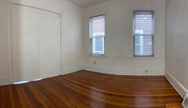 427 Winthrop St 1, Winthrop, MA 02152