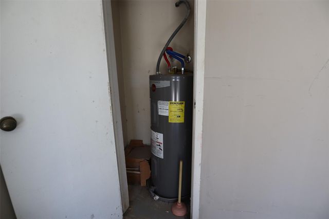 6601 Sands Point Drive 74, Houston, TX 77074