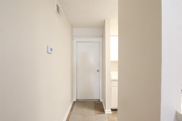 6601 Sands Point Drive 74, Houston, TX 77074