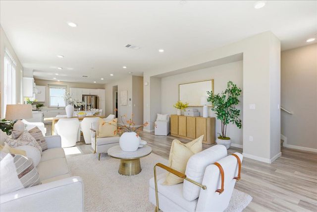 2976 San Jose Vineyard Place 1, San Jose, CA 95136