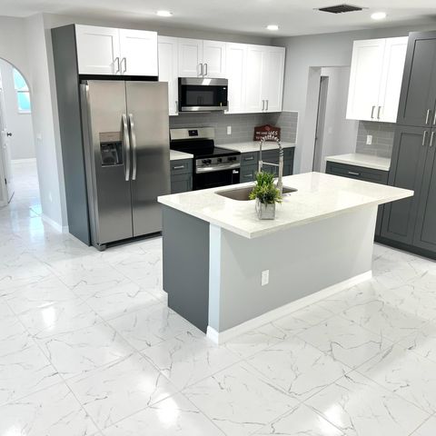 442 SW Lucero Drive, Port St. Lucie, Port St Lucie, FL 34983