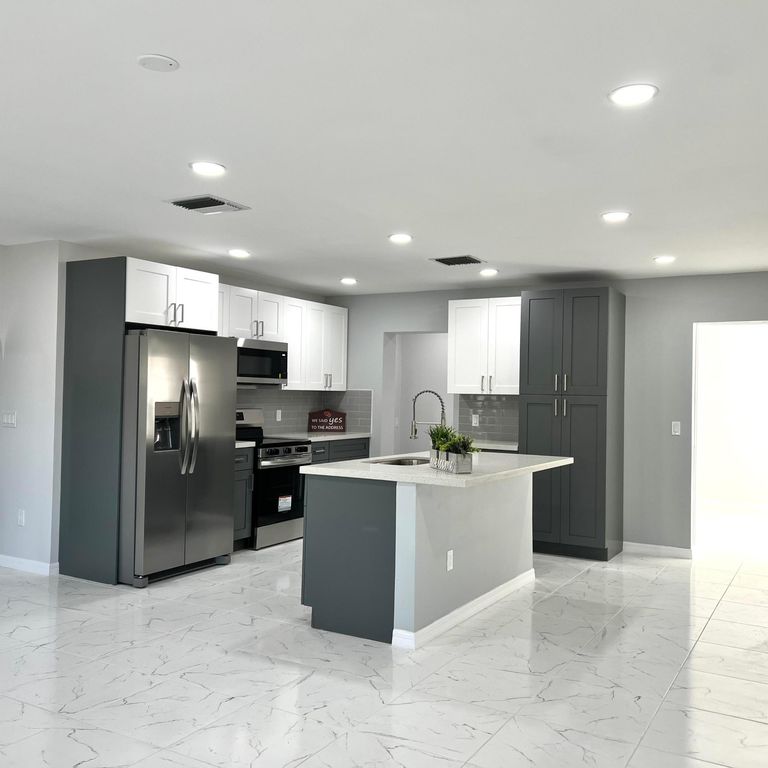 442 SW Lucero Drive, Port St. Lucie, Port St Lucie, FL 34983