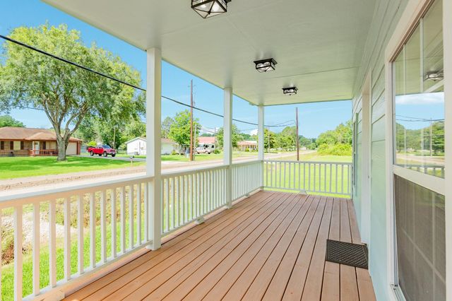 12218 32nd Street, Santa Fe, TX 77510