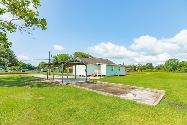 12218 32nd Street, Santa Fe, TX 77510