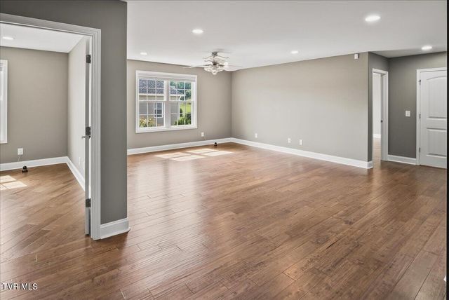 3069 Calton Hill, Kingsport, TN 37664