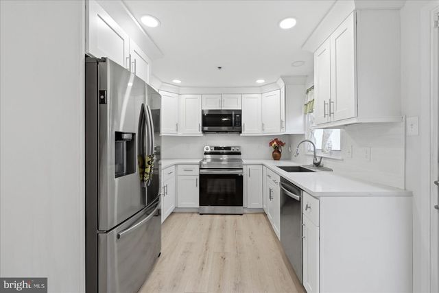 6987 VILLA DEL REY CT, Springfield, VA 22150