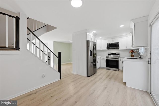 6987 VILLA DEL REY CT, Springfield, VA 22150