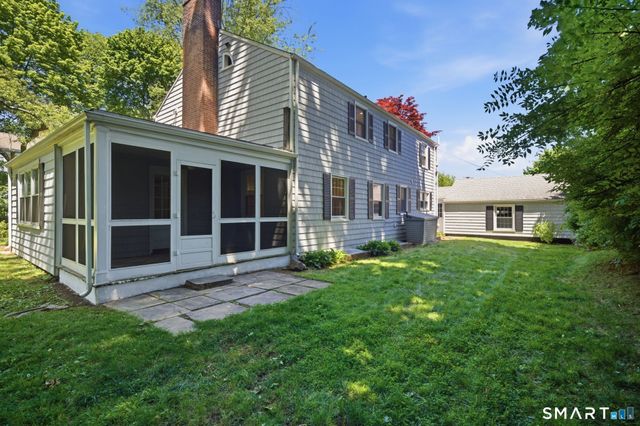 3 Knickerbocker Avenue, Norwalk, CT 06855