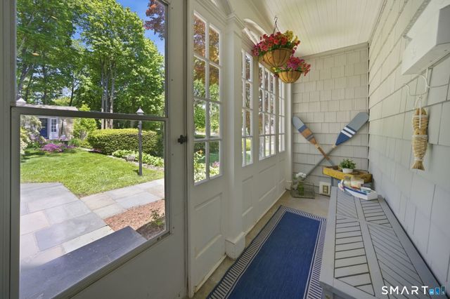 3 Knickerbocker Avenue, Norwalk, CT 06855