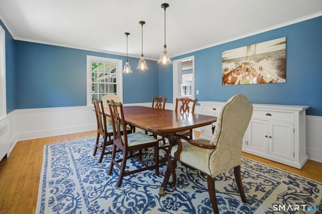 3 Knickerbocker Avenue, Norwalk, CT 06855