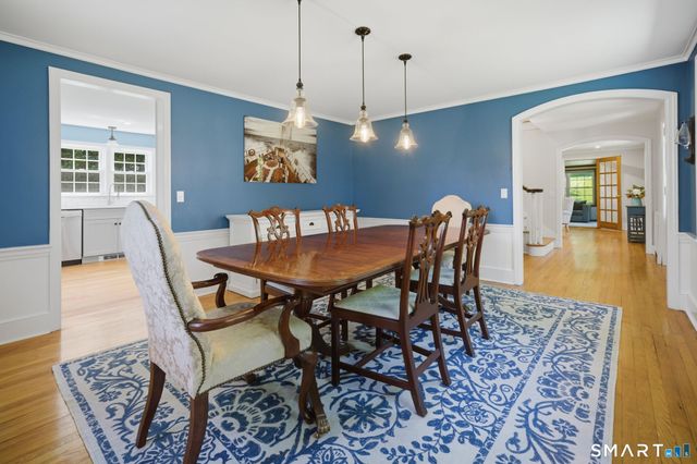 3 Knickerbocker Avenue, Norwalk, CT 06855