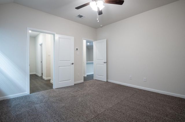 3936 Oak Creek Circle, Denison, TX 75020