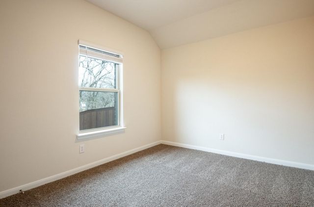 3936 Oak Creek Circle, Denison, TX 75020