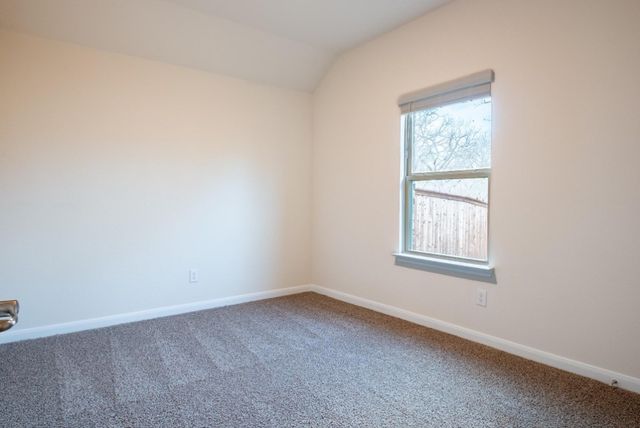 3936 Oak Creek Circle, Denison, TX 75020