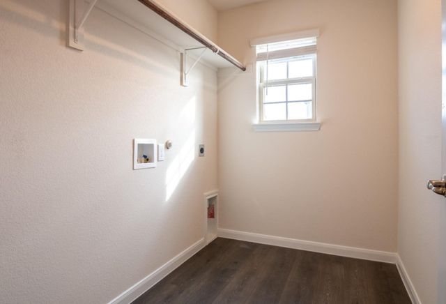 3936 Oak Creek Circle, Denison, TX 75020