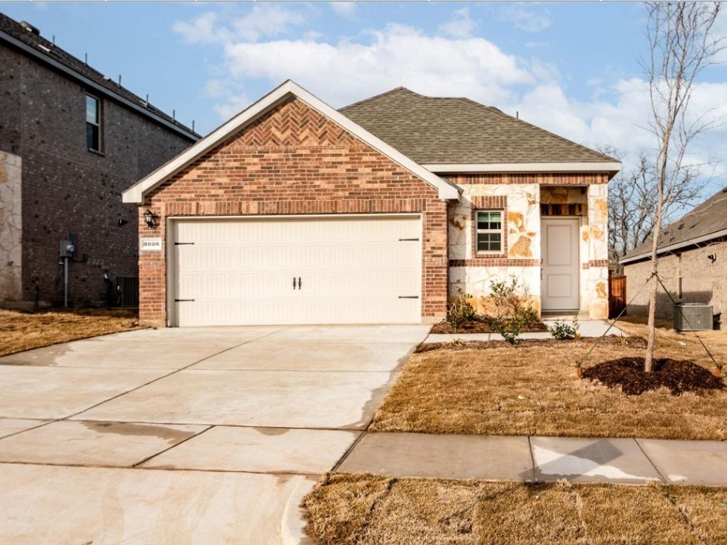 3936 Oak Creek Circle, Denison, TX 75020