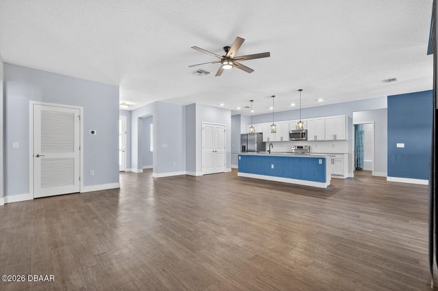 98 Bud Hollow Drive, Palm Coast, FL 32137