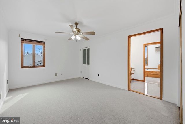 2092 HAWTHORNE LN, Hatfield, PA 19440