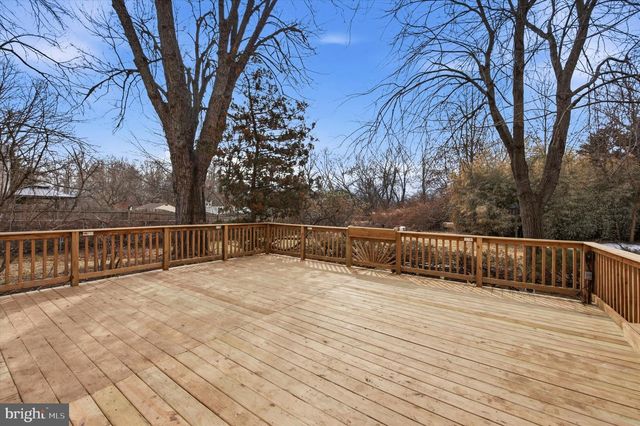 2092 HAWTHORNE LN, Hatfield, PA 19440