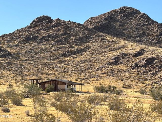 11726 Jasper Avenue, Lucerne Valley, CA 92356