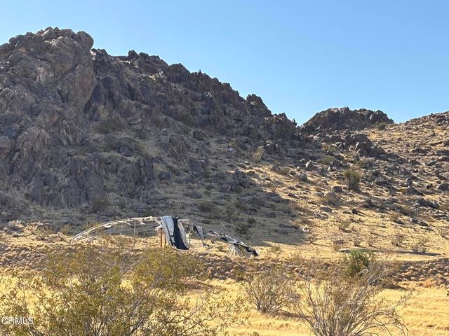 11726 Jasper Avenue, Lucerne Valley, CA 92356