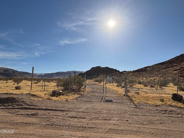 11726 Jasper Avenue, Lucerne Valley, CA 92356
