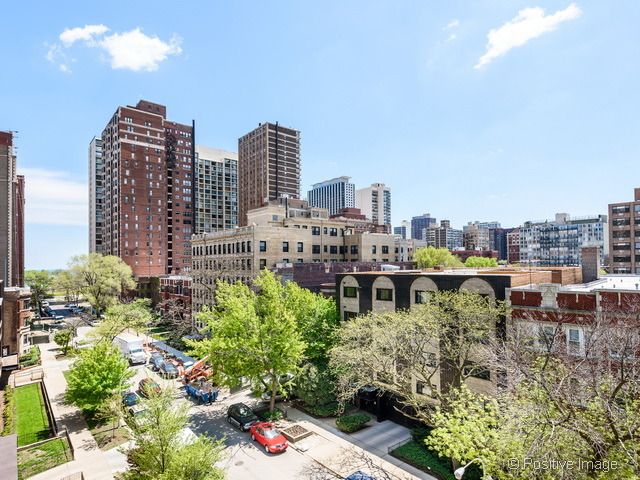 508 W MELROSE Street 5D, Chicago, IL 60657