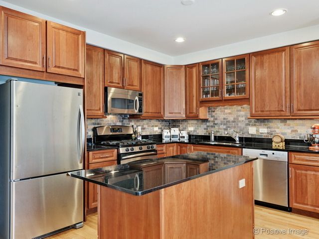 508 W MELROSE Street 5D, Chicago, IL 60657
