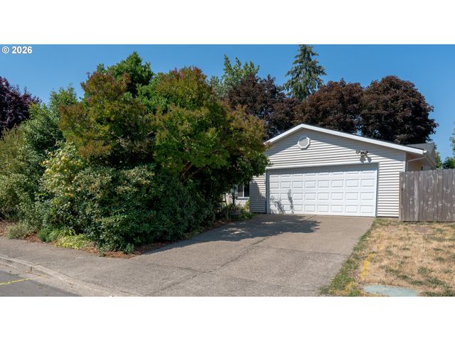 2063 Ne 9TH Pl, Hillsboro, OR 97124