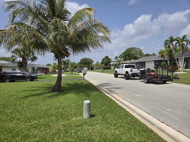 8111 NW 100th Terrace NW, Tamarac, FL 33321