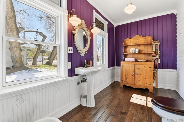 9490 Spruce Mountain Road, Larkspur, CO 80118