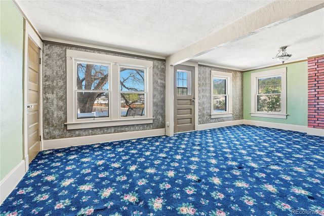 9490 Spruce Mountain Road, Larkspur, CO 80118