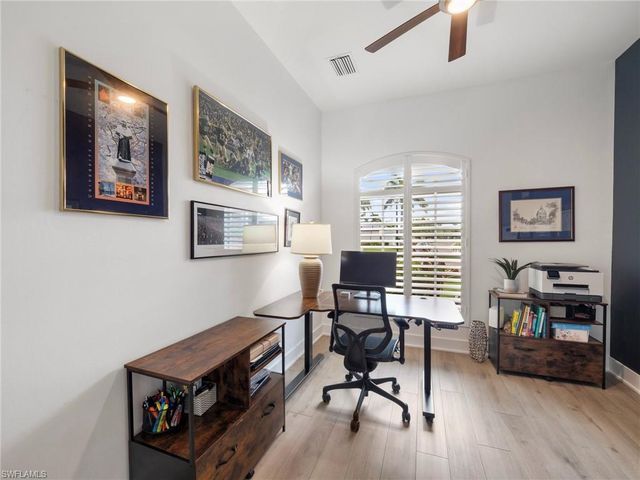 8990 Timber Run CT, Fort Myers, FL 33908