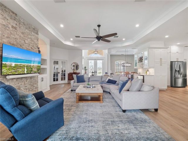 8990 Timber Run CT, Fort Myers, FL 33908