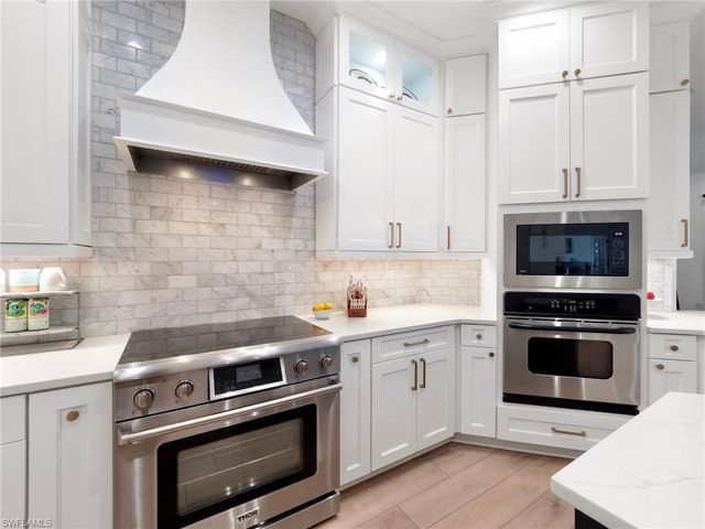 8990 Timber Run CT, Fort Myers, FL 33908