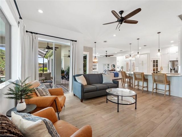 8990 Timber Run CT, Fort Myers, FL 33908